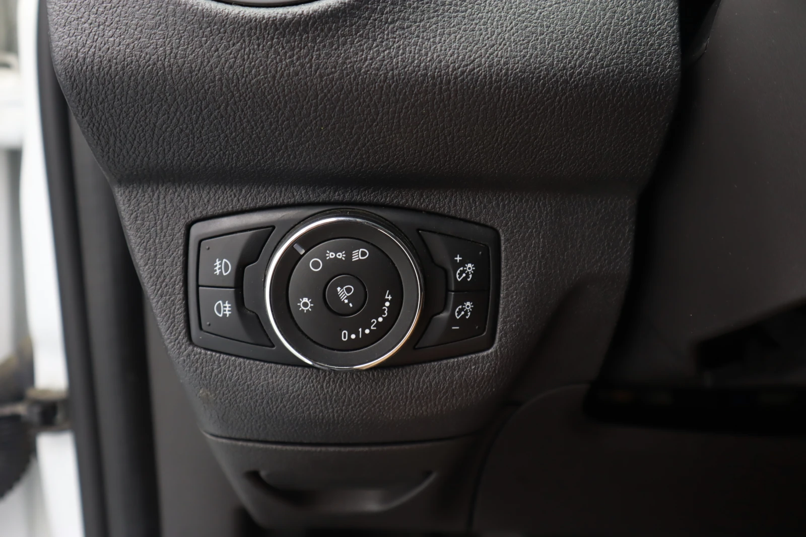 Ford Courier 1.5 | Mobile.bg — изображение 16