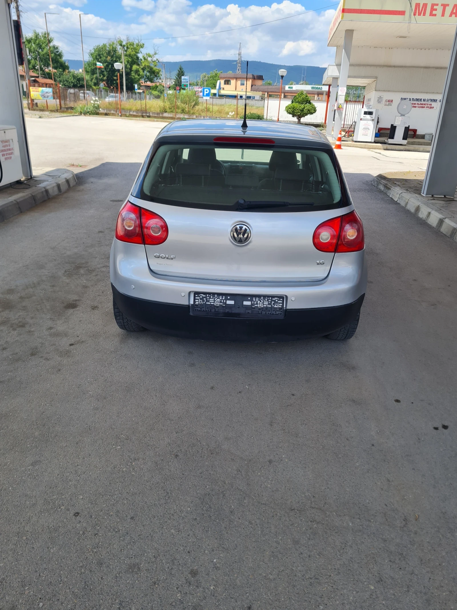 VW Golf 1.6куб.102к.с.2007г.  - изображение 2