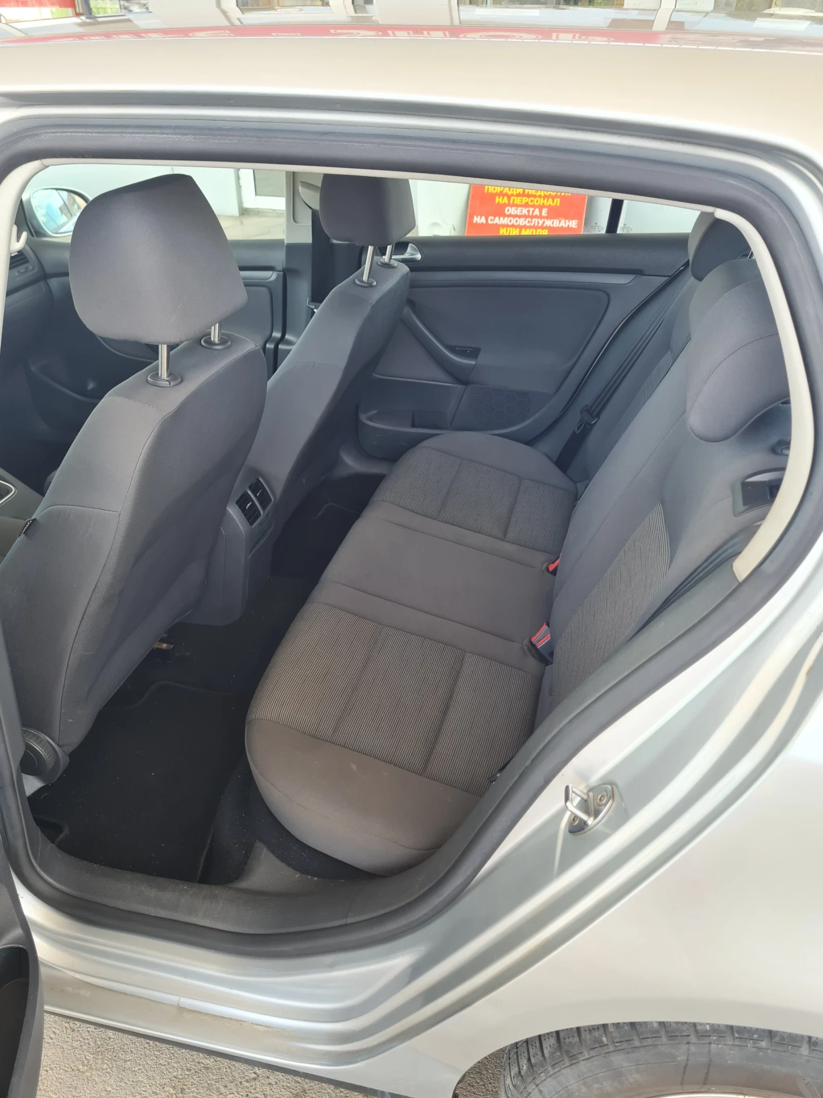 VW Golf 1.6куб.102к.с.2007г.  - изображение 5