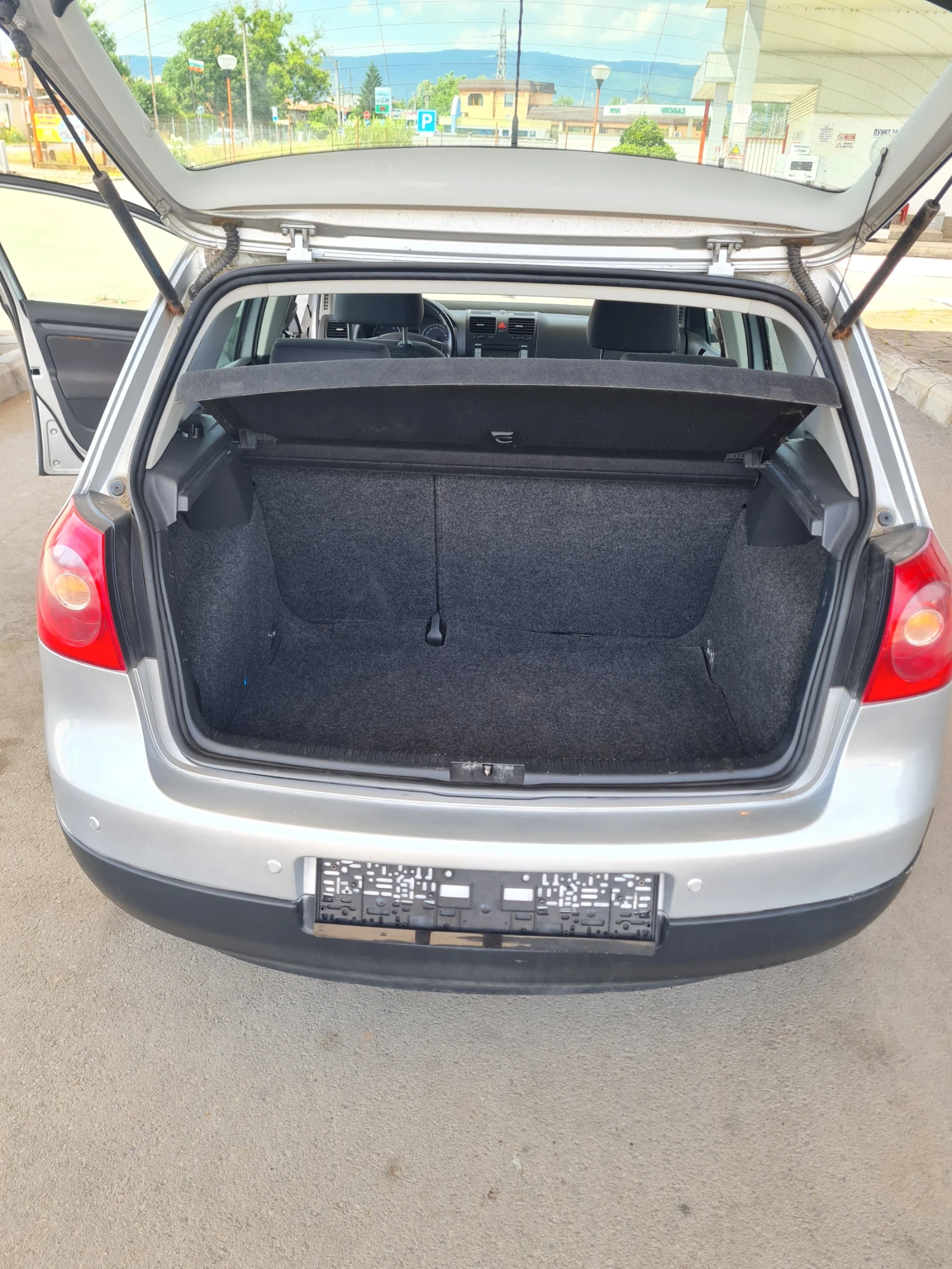 VW Golf 1.6куб.102к.с.2007г.  - изображение 8
