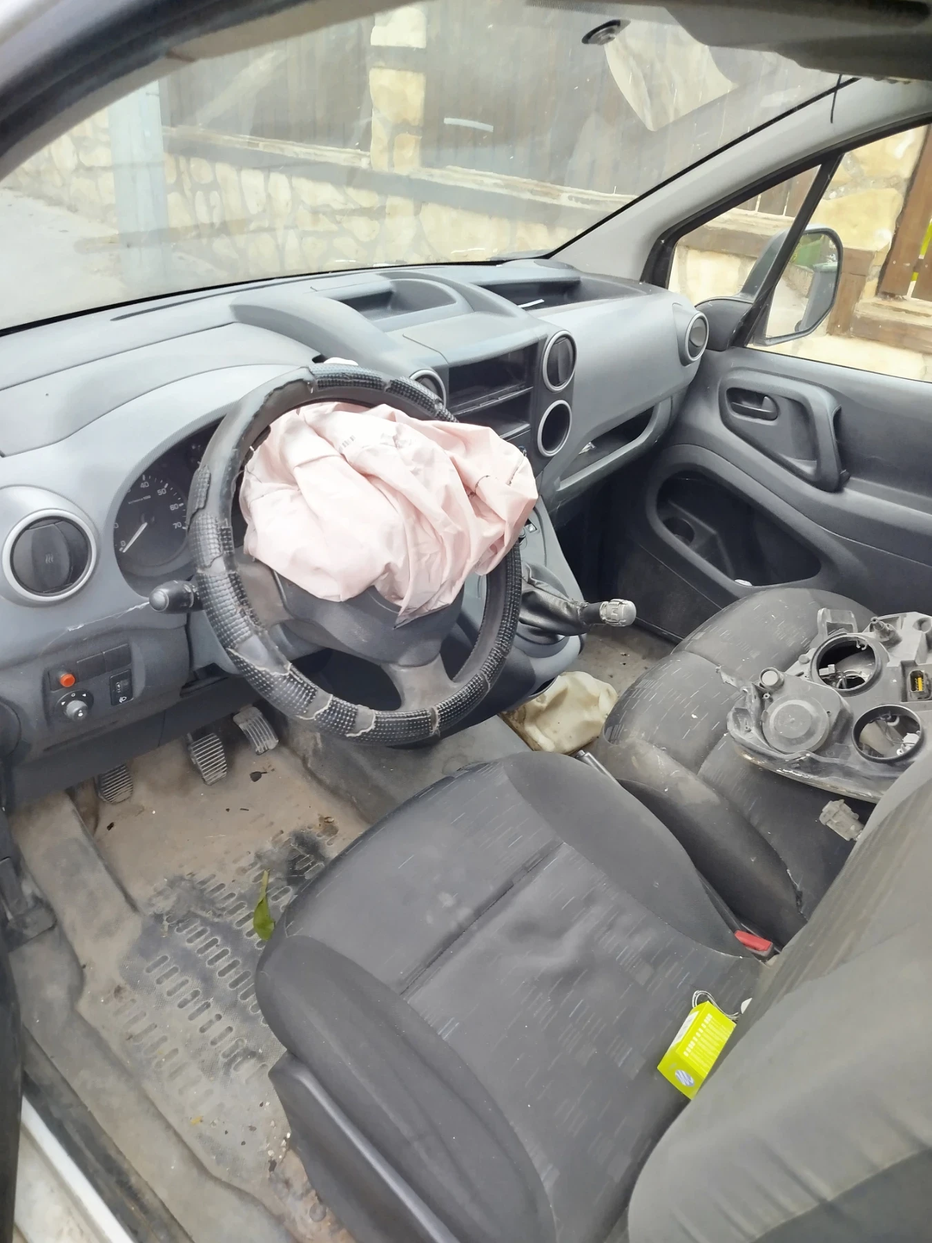 Citroen Berlingo 1.6hdi - изображение 4