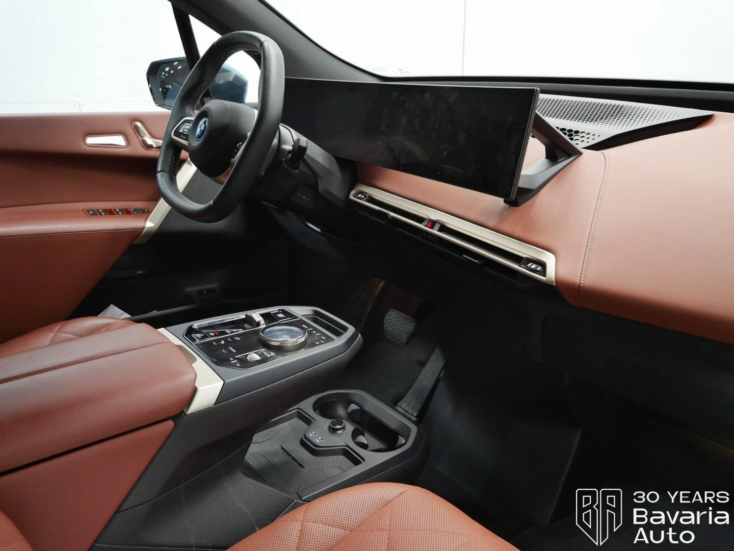 BMW iX 40 xDrive Sport - изображение 7