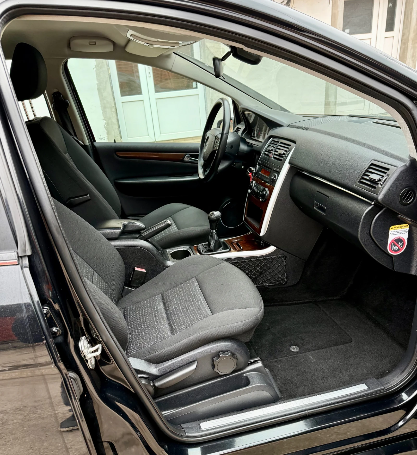 Mercedes-Benz B 180 Фабричен Mетан/БЕНЗИН 115к.с 2009г. - изображение 9