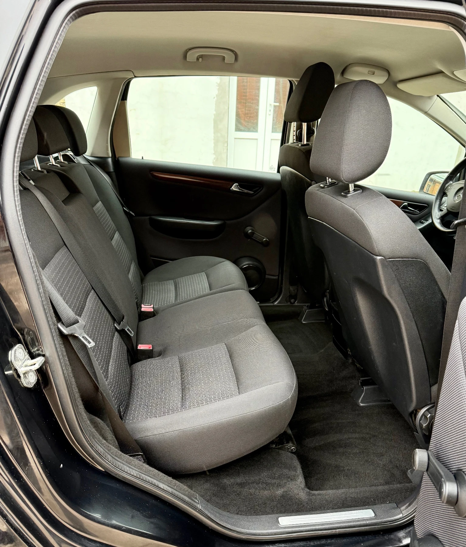 Mercedes-Benz B 180 �������� M����/������ 115�.� 2009�. | Mobile.bg � ����������� 12