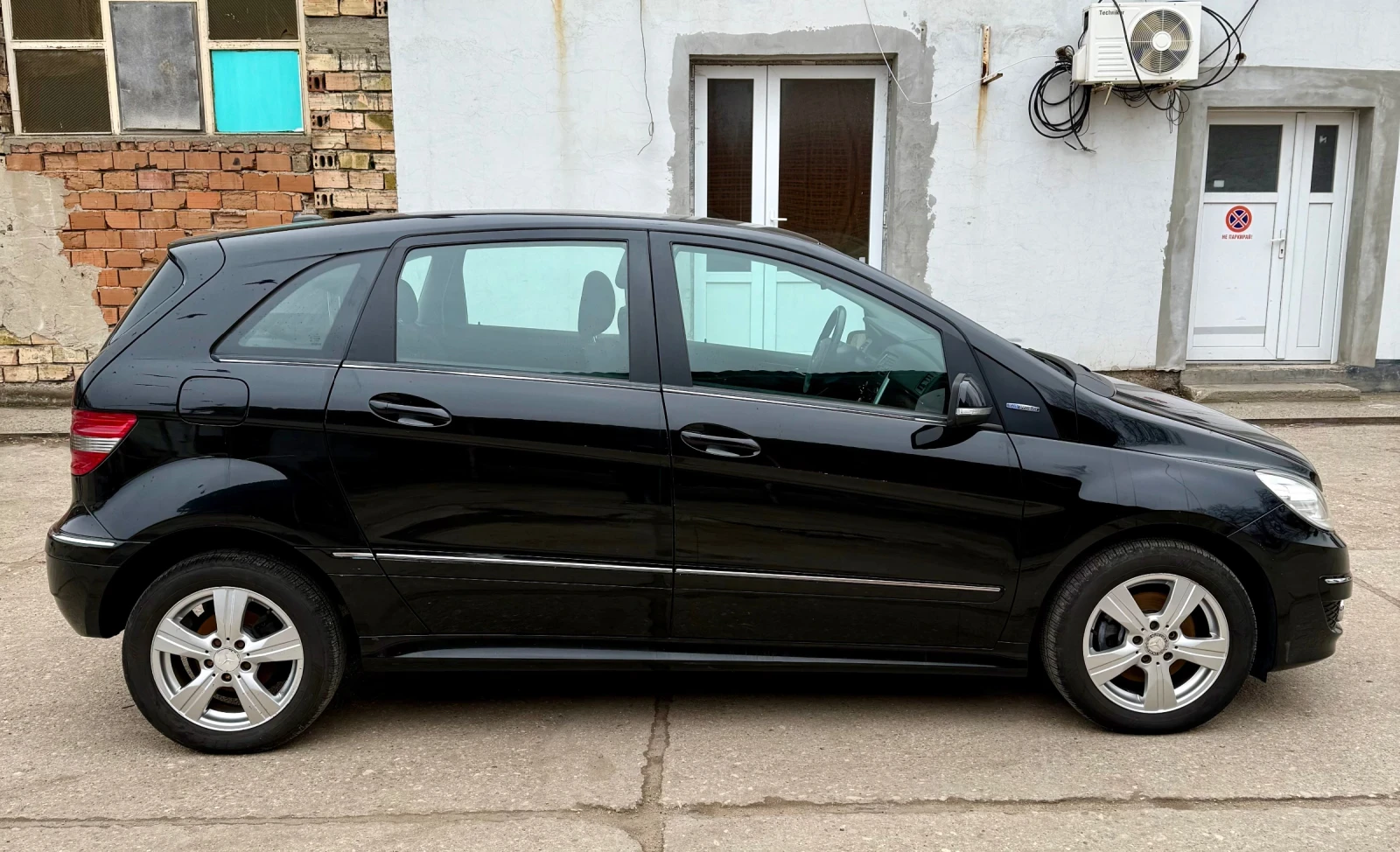 Mercedes-Benz B 180 Фабричен Mетан/БЕНЗИН 115к.с 2009г. - изображение 8