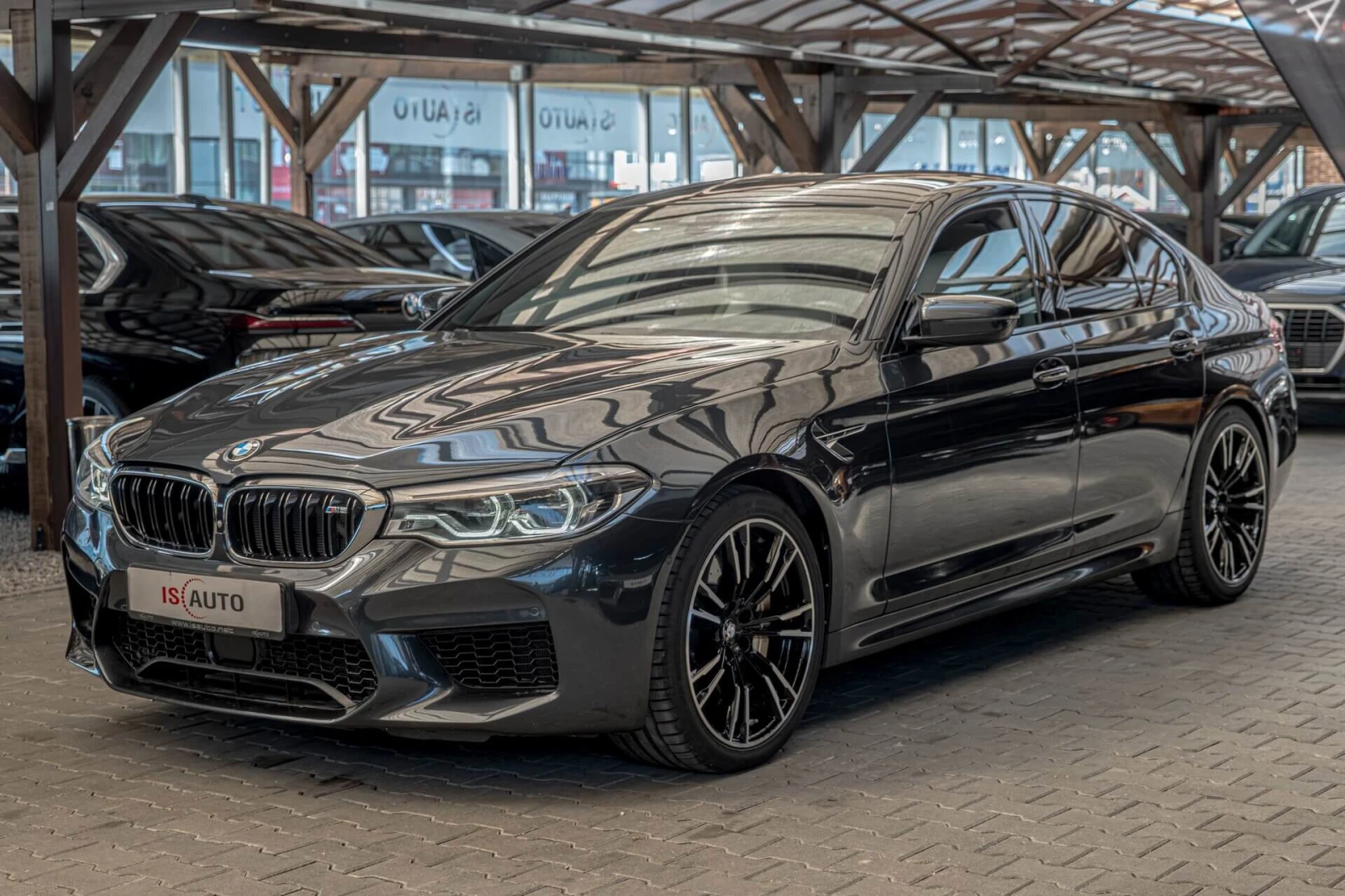 BMW M5 4.4 V8/Bower&Wilkins/HuD/Soft Close/Камера 360 - изображение 3