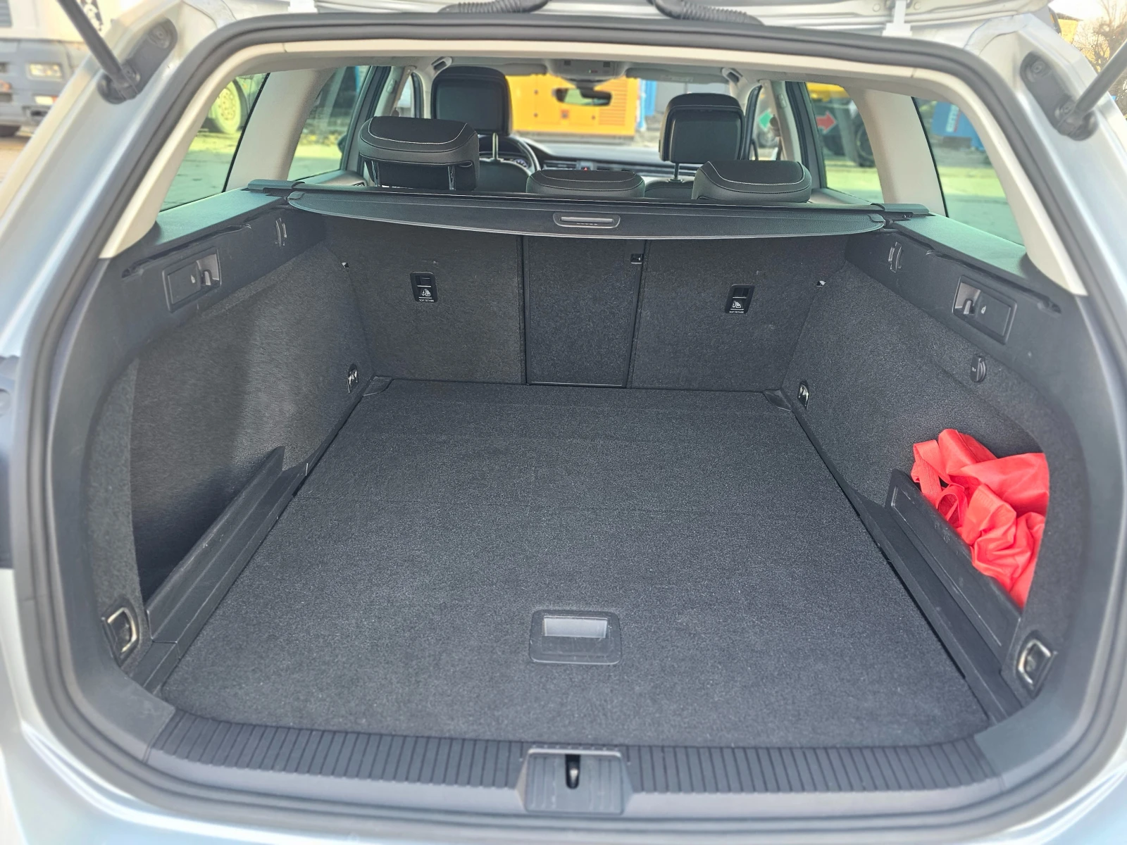 VW Passat 200 PS 4MOTION DIGITAL EXECUTIVE, снимка 10 - Автомобили и джипове - 53773748