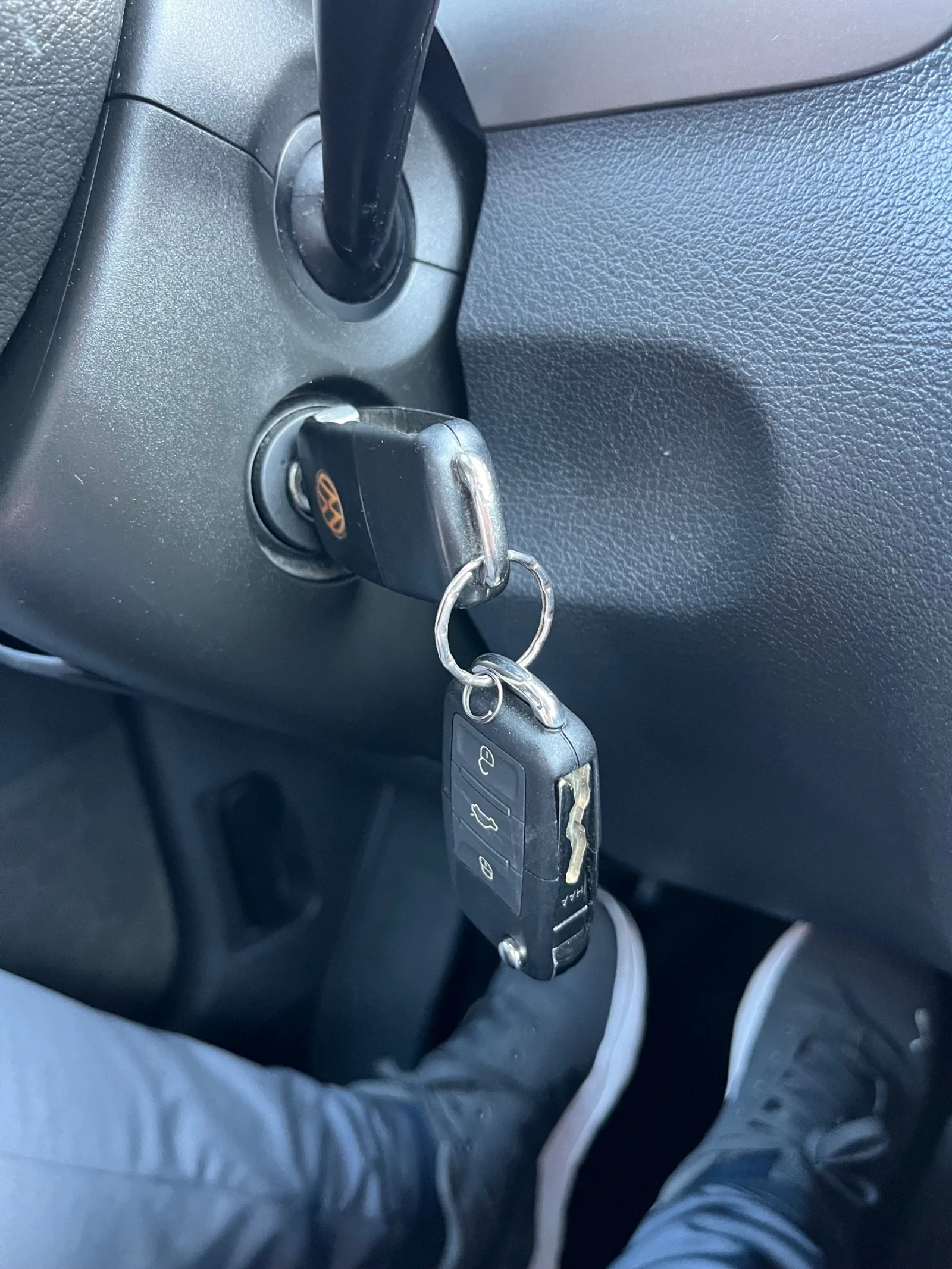 VW Touran 1.9-6+ 1-United  | Mobile.bg � ����������� 16