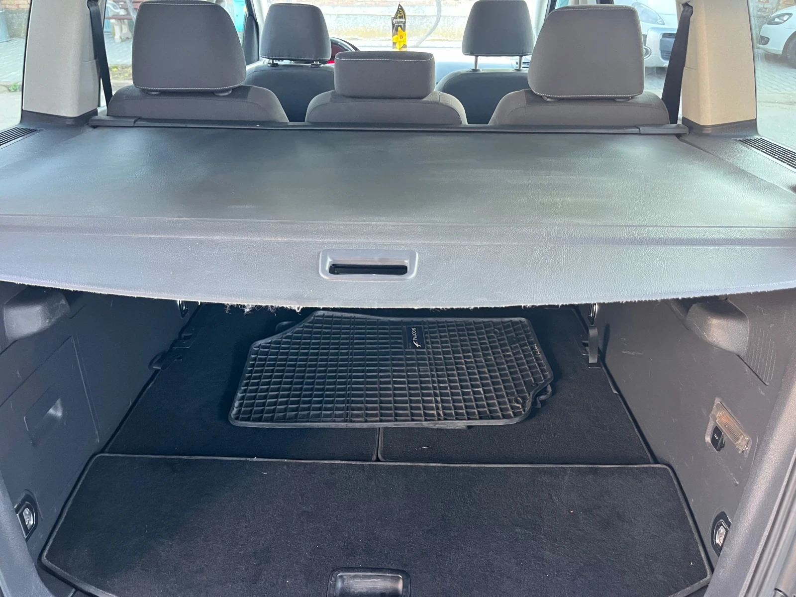 VW Touran 1.9-6+ 1-United  | Mobile.bg � ����������� 14