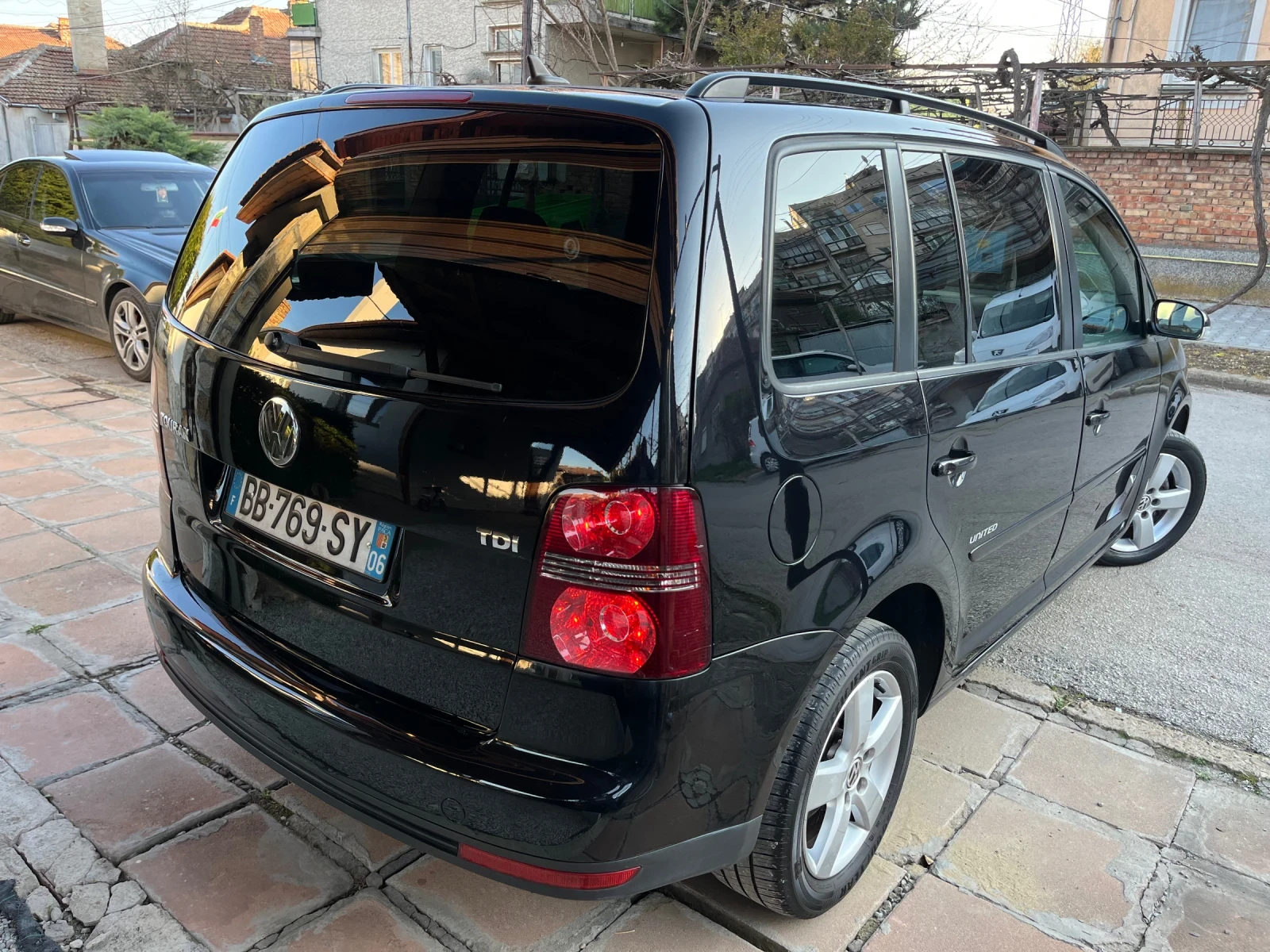 VW Touran 1.9-6+ 1-United  | Mobile.bg � ����������� 4