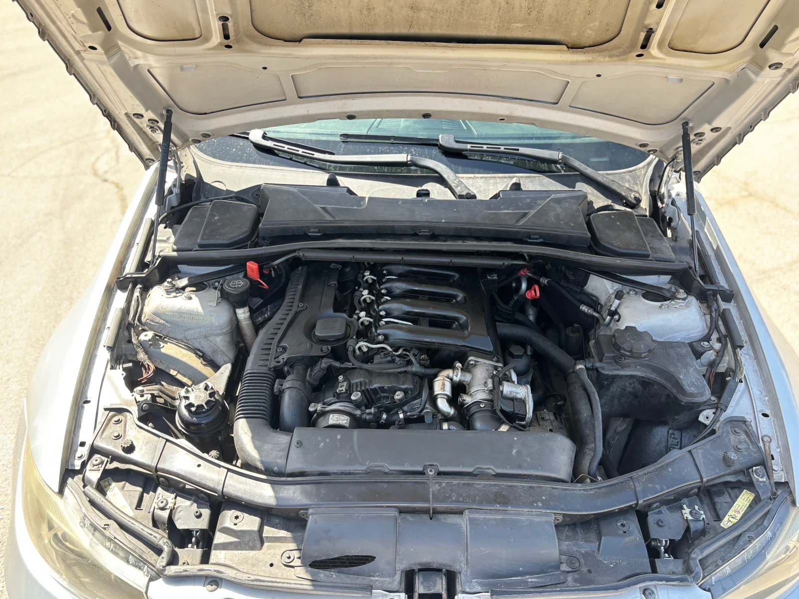 BMW 330 дизел, снимка 11 - Автомобили и джипове - 54228441