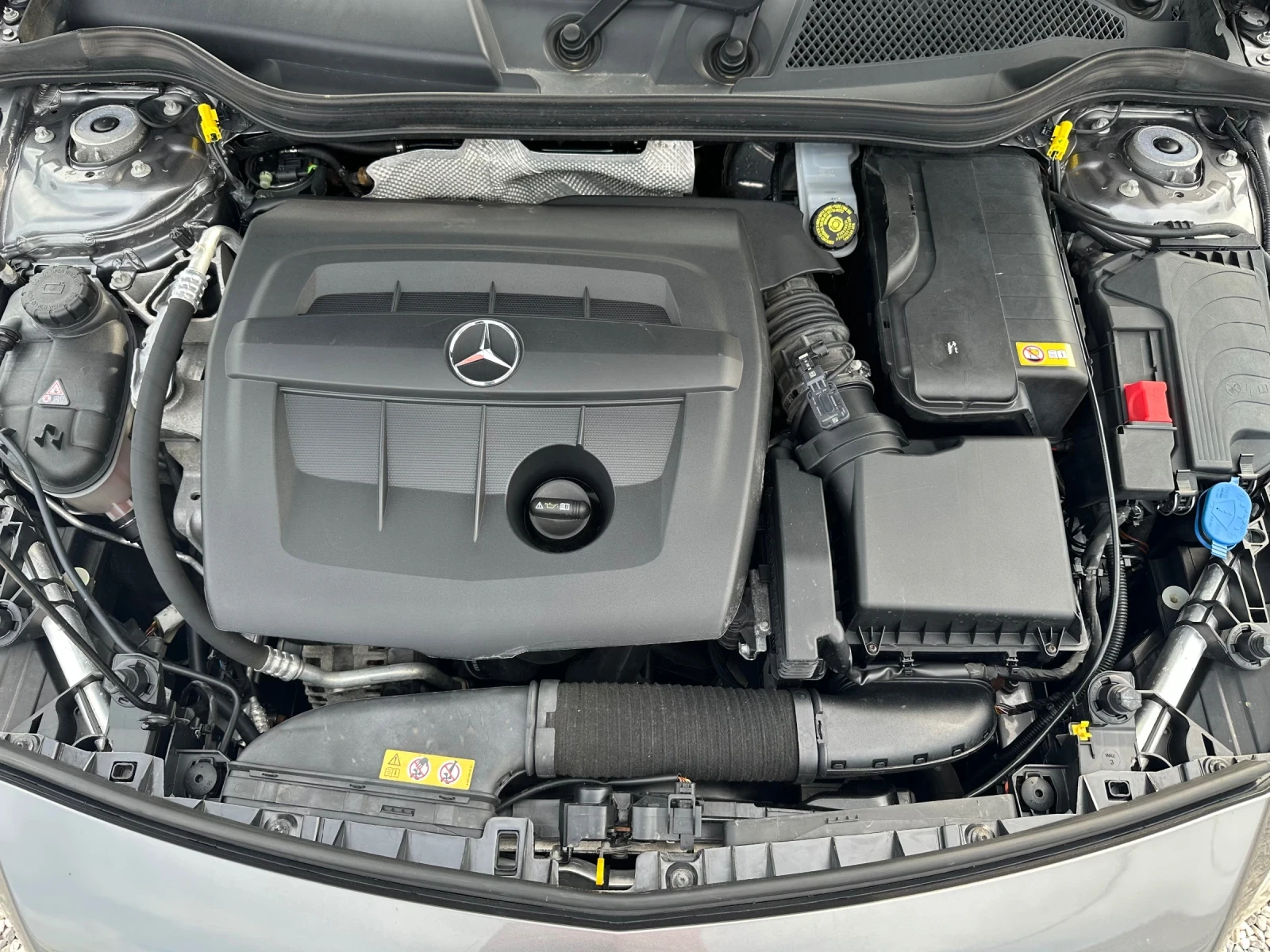Mercedes-Benz A 180 d, снимка 14 - Автомобили и джипове - 54416058