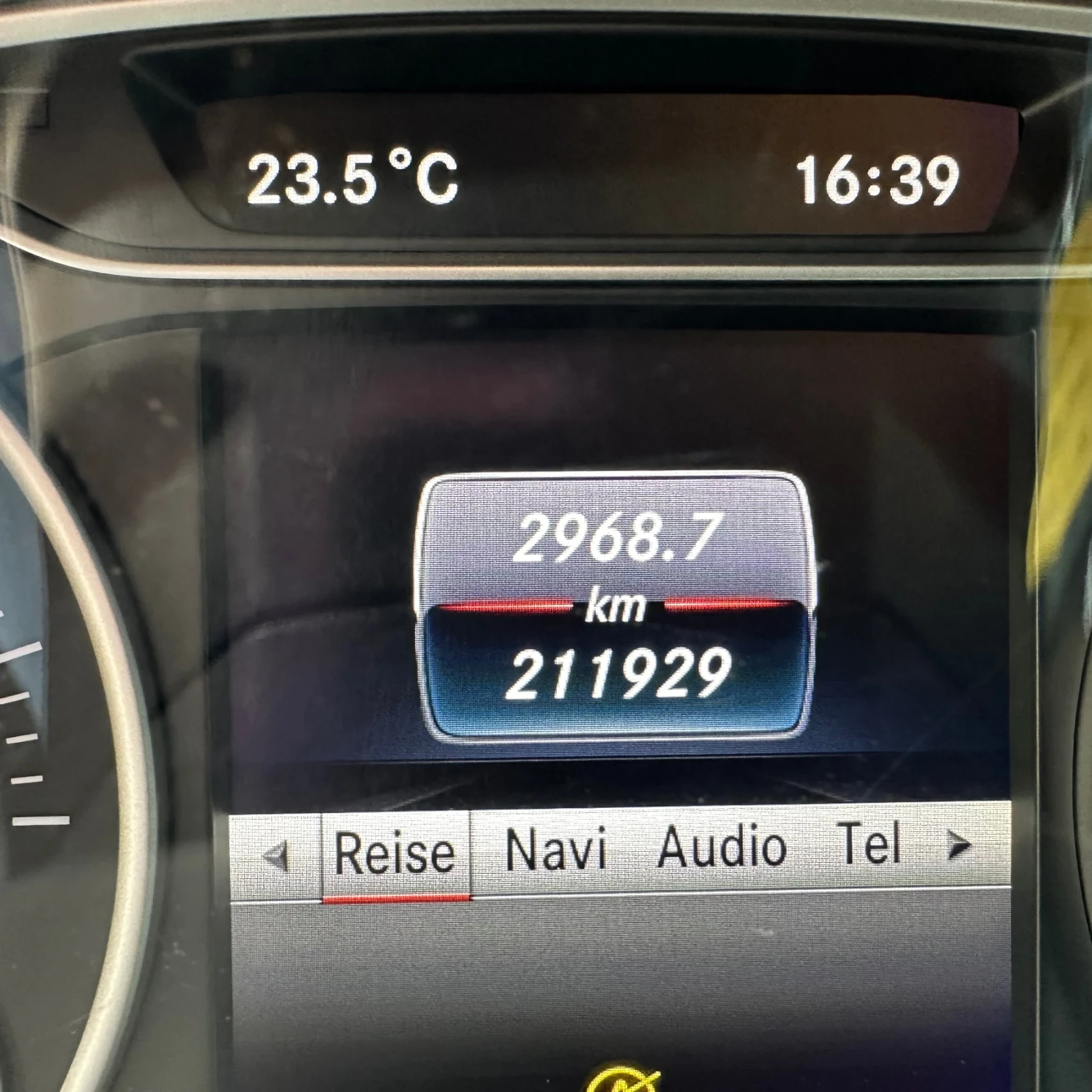 Mercedes-Benz A 180 d, снимка 10 - Автомобили и джипове - 54416058