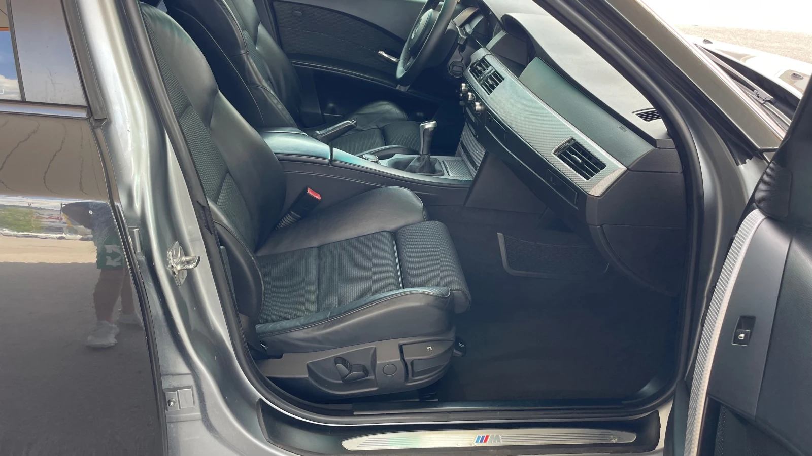 BMW 530 M-PAKCET NAVI-ANDROID, снимка 14 - Автомобили и джипове - 54481239