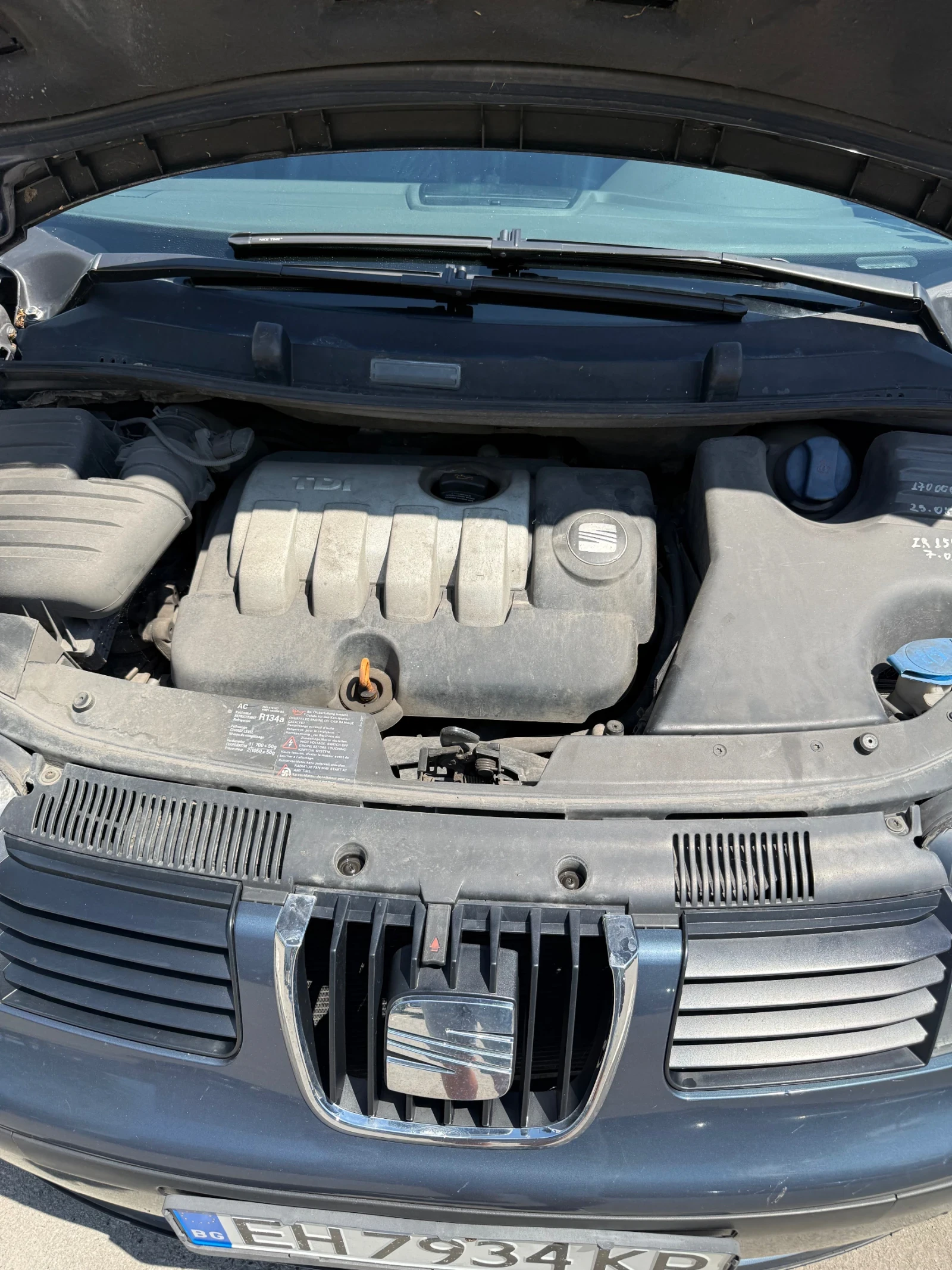 Seat Alhambra, снимка 2 - Автомобили и джипове - 54514739