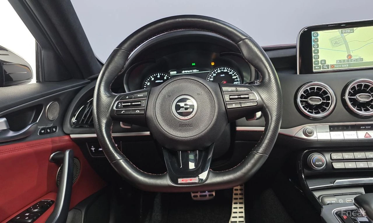 Kia Stinger 3.3* GT* HEAD-UP* BREMBO* ���������* 360 ������ | Mobile.bg � ����������� 11