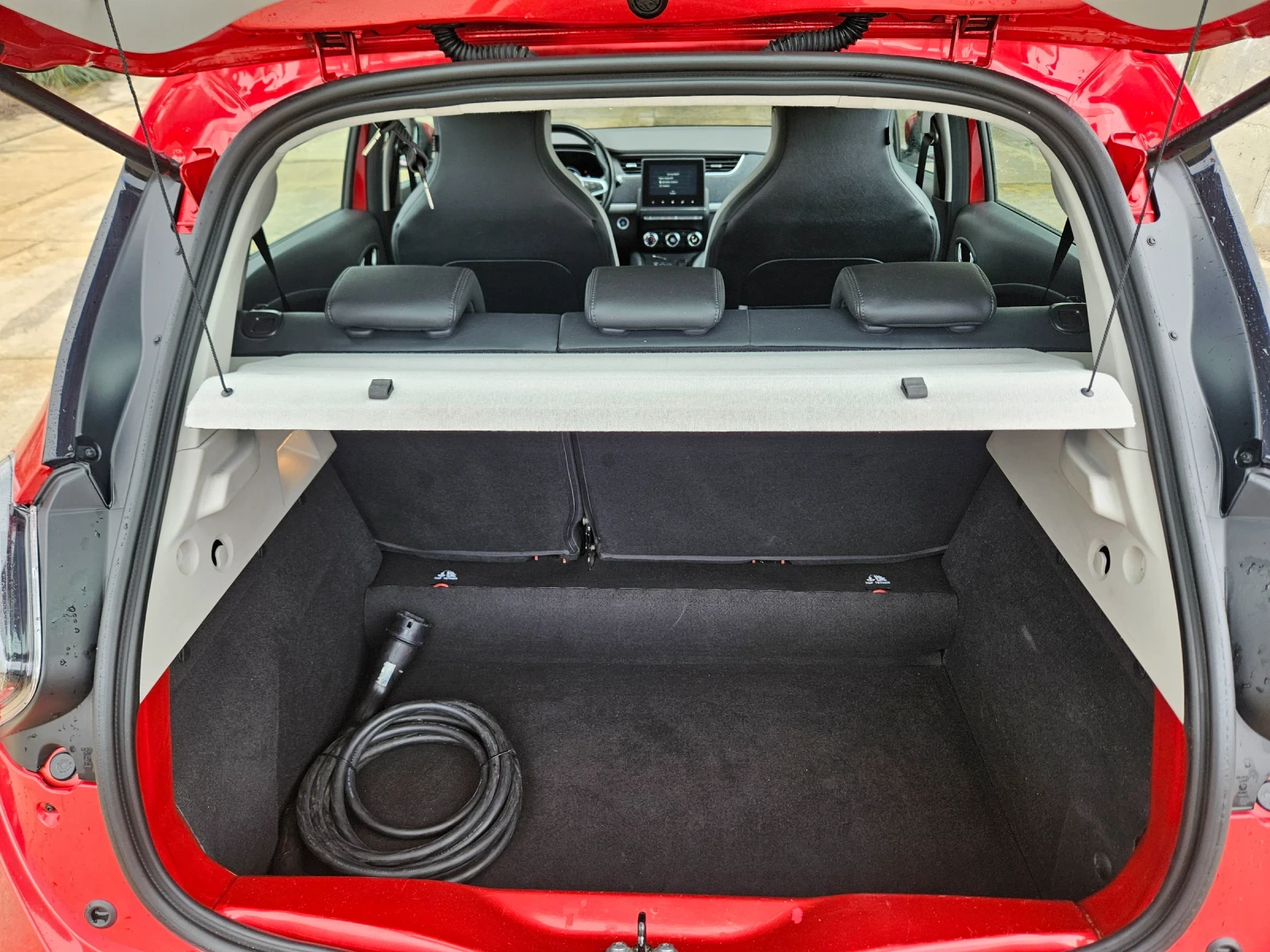 Renault Zoe 52KW, снимка 10 - Автомобили и джипове - 54679281
