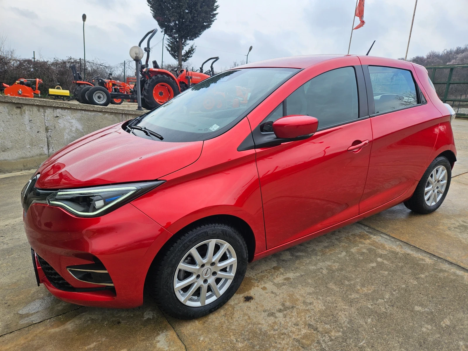 Renault Zoe 52KW, снимка 3 - Автомобили и джипове - 54679281