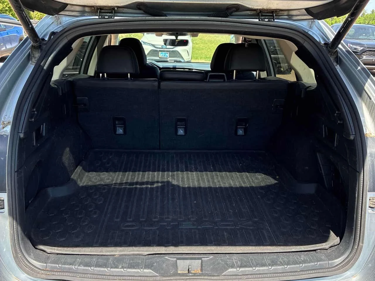 Subaru Outback * Limited * CARFAX * ПОДГРЕВИ * ПАНО * KEYLESS * , снимка 14 - Автомобили и джипове - 54775677