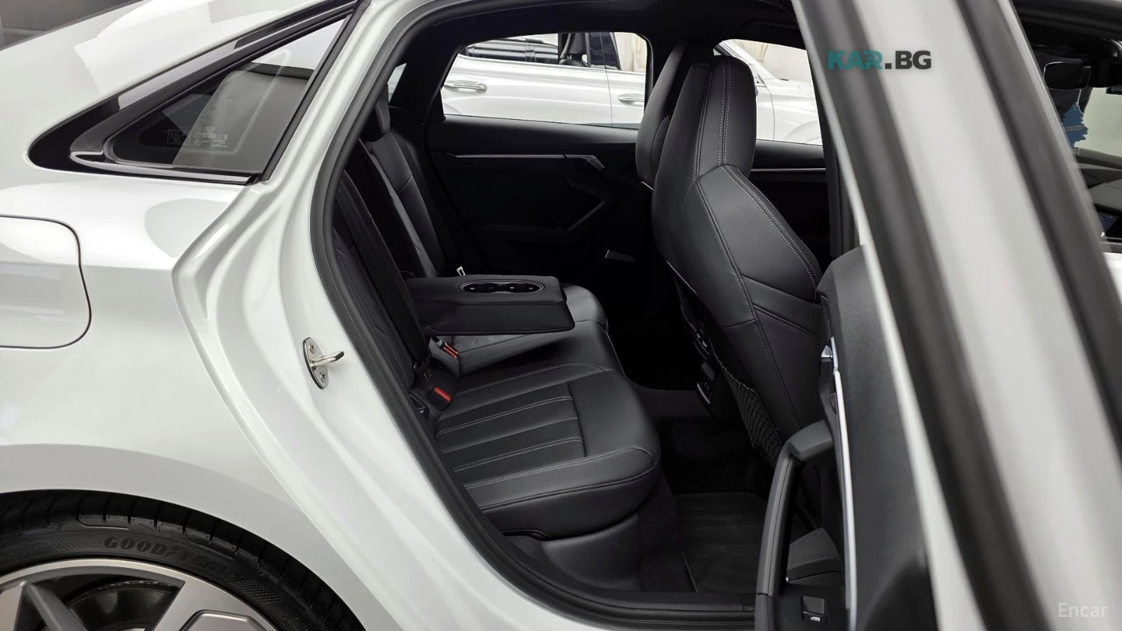 Audi S3 * ПАНО* LED* KEYLESS* Camera* ПОДГРЕВ* , снимка 12 - Автомобили и джипове - 55099282