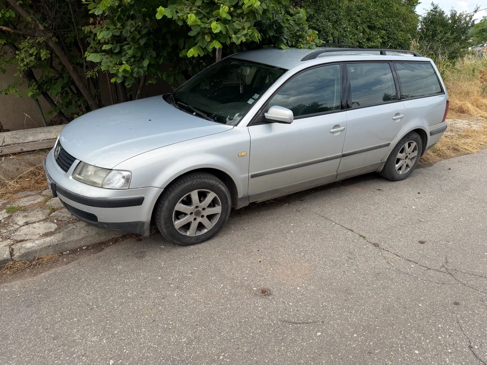 VW Passat, снимка 8 - Автомобили и джипове - 55130543