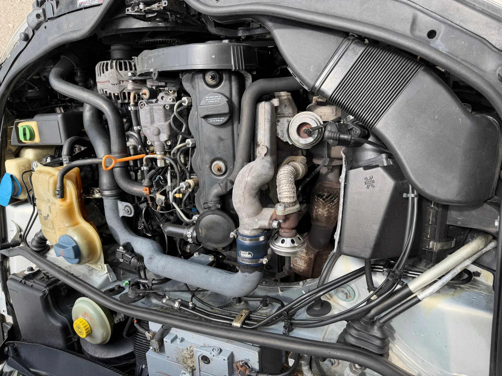 VW Passat, снимка 5 - Автомобили и джипове - 55130543