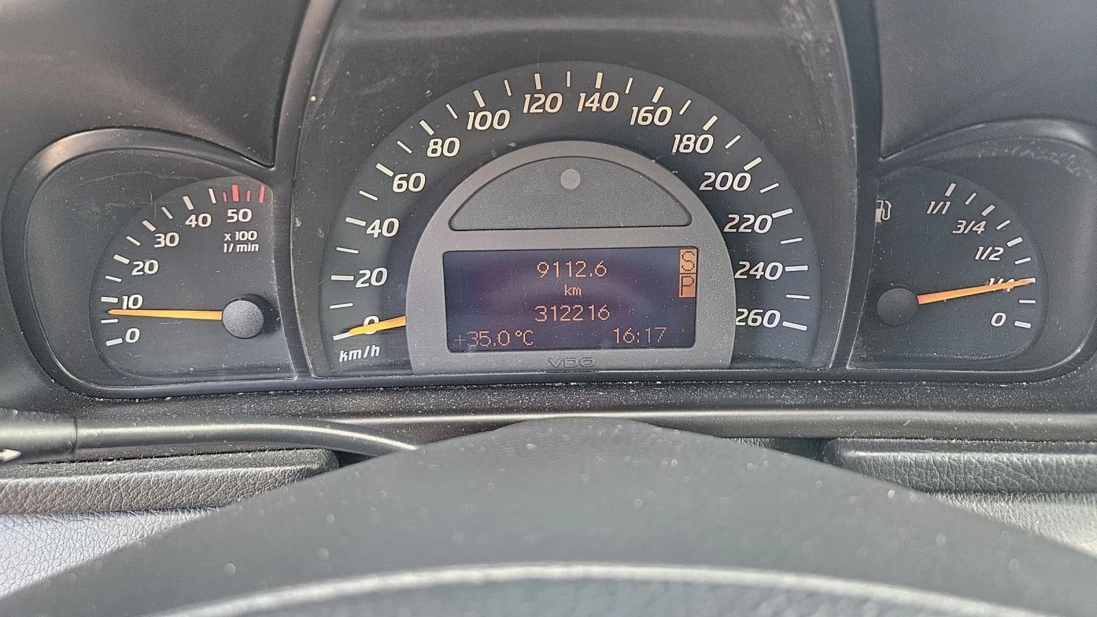 Mercedes-Benz C 220 2.2 CDI..PANORAMA , снимка 16 - Автомобили и джипове - 55196908