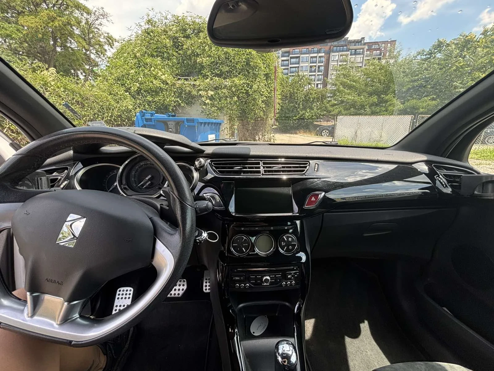 Citroen DS3, снимка 2 - Автомобили и джипове - 55204160