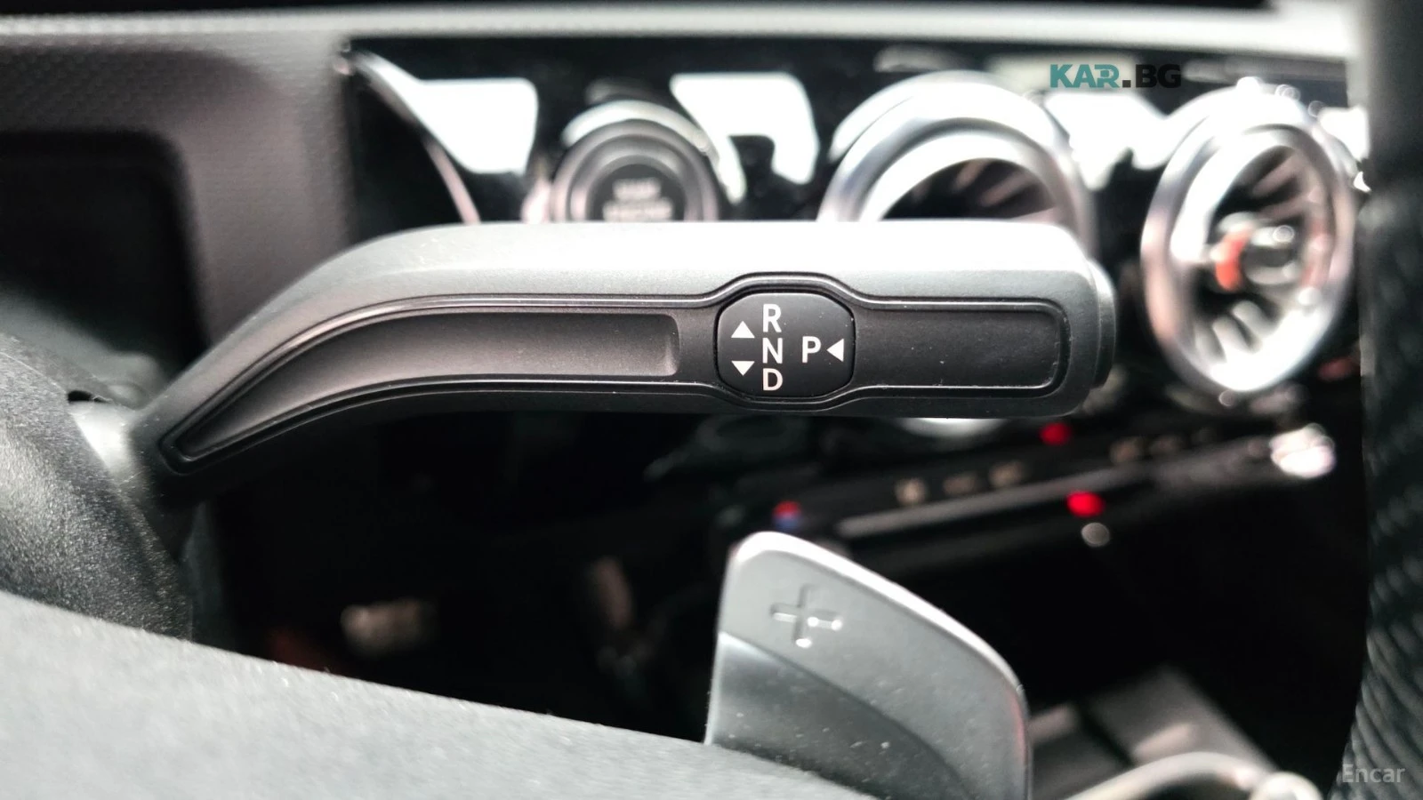 Mercedes-Benz CLA 250 4MATIC* КОЖА* ПАНО* КАМЕРА, снимка 9 - Автомобили и джипове - 55212500