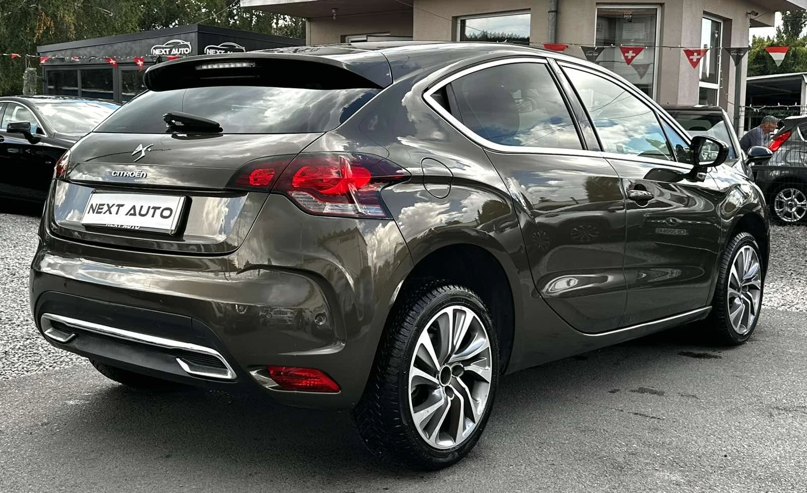 Citroen DS4 1.6HDI 112HP AUTOMAT MASSAGE КОЖА EURO5A, снимка 5 - Автомобили и джипове - 55263382