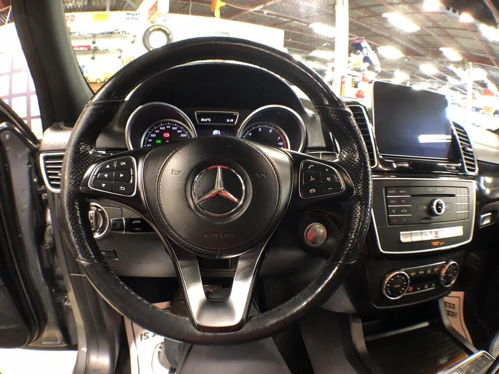 Mercedes-Benz GLS 450 ПОДГРЕВ* LOGIC7* 360* PANO* М.ТОЧКА, снимка 10 - Автомобили и джипове - 55435666