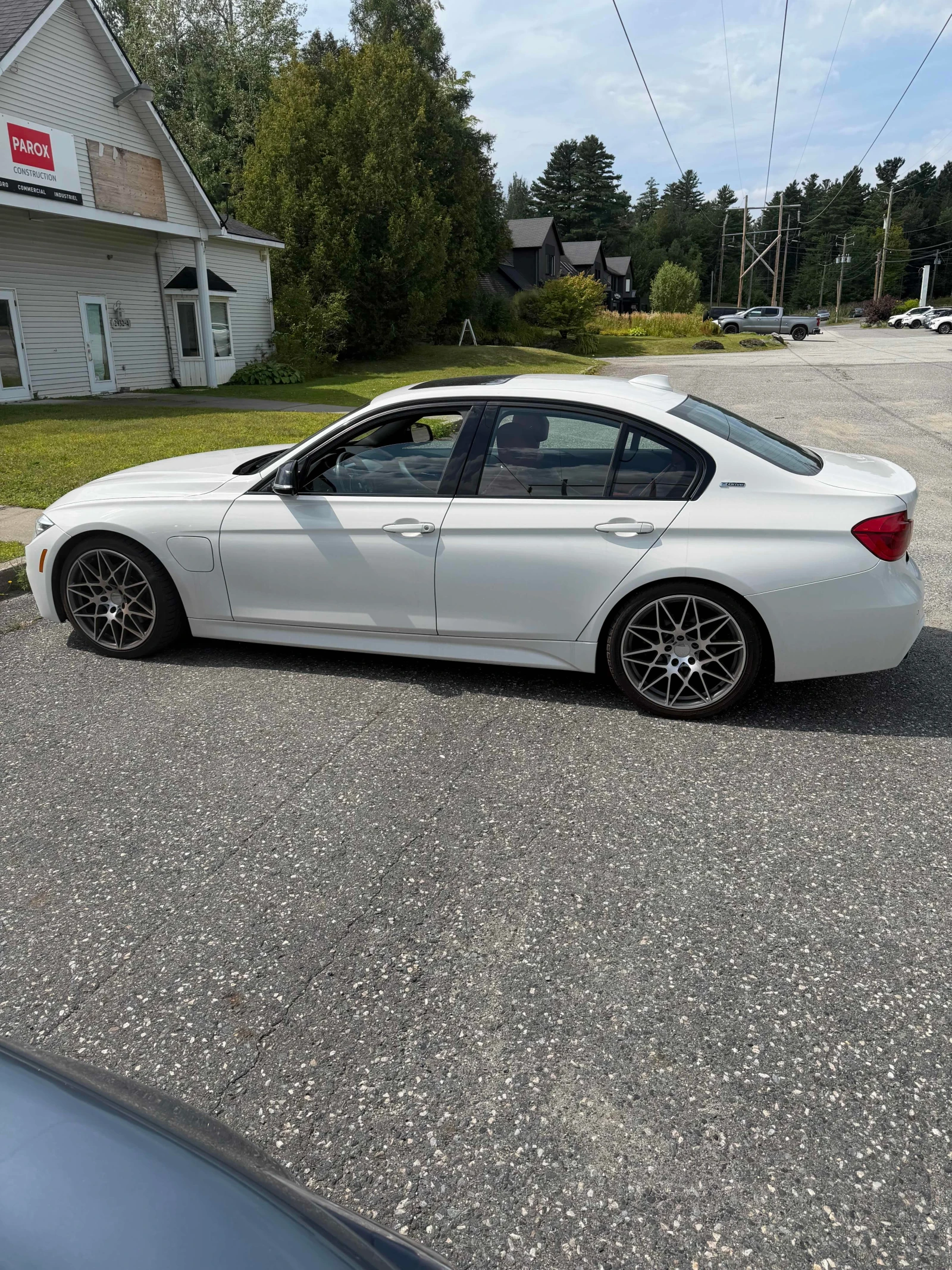 BMW 330 * 330e * CARFAX * БЕЗ ПЪРВОНАЧАЛНА ВНОСКА, снимка 17 - Автомобили и джипове - 55842289