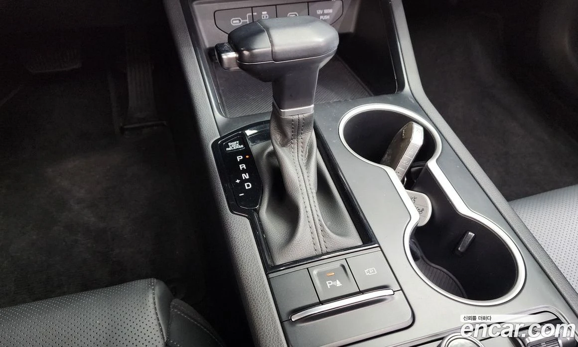 Kia K5 2.0 LPi(Rent) Trendy, снимка 12 - Автомобили и джипове - 56185703