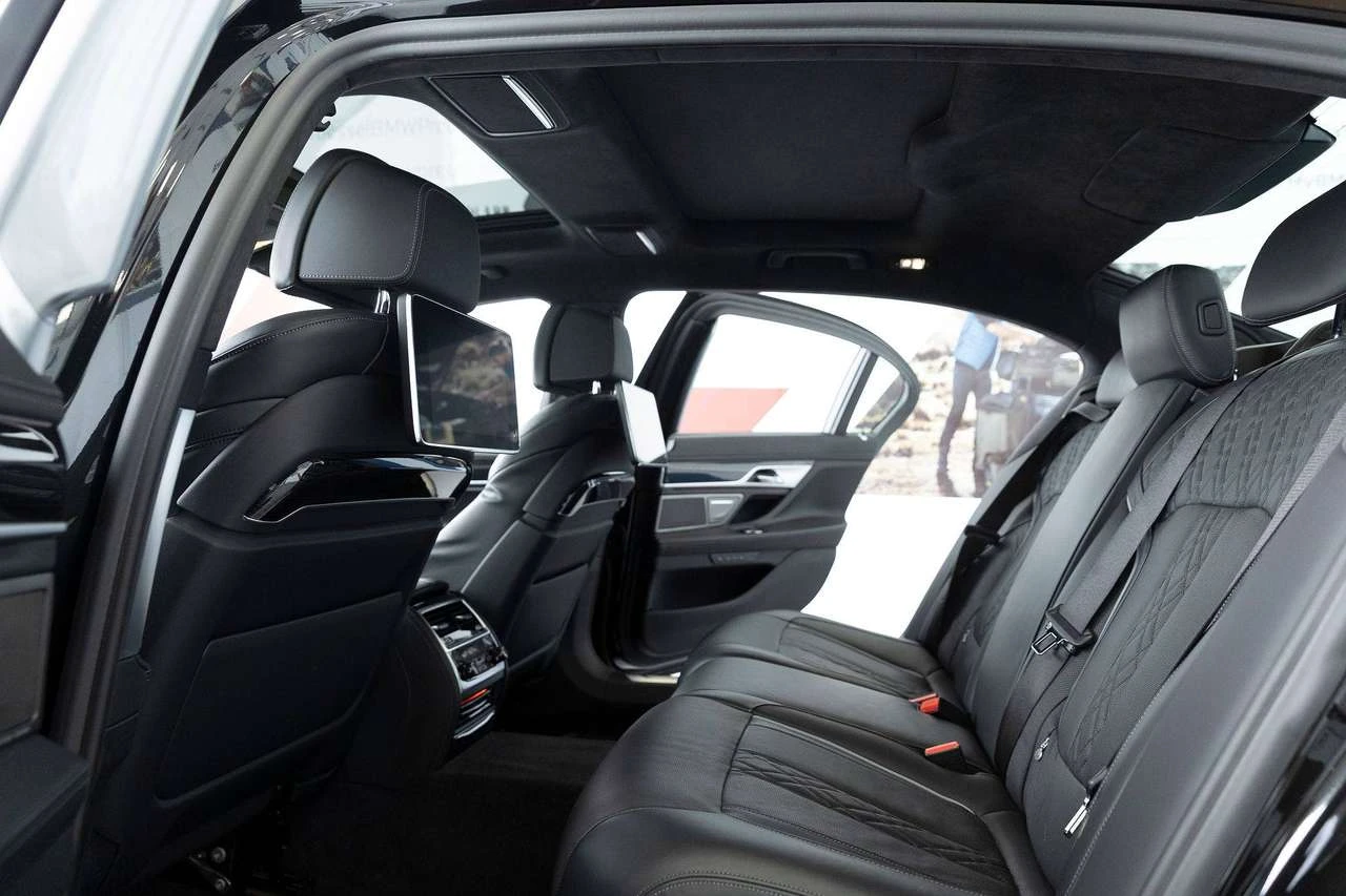 BMW 750 750Li xDrive - Executive Lounge Tier 1 | Mobile.bg � ����������� 12