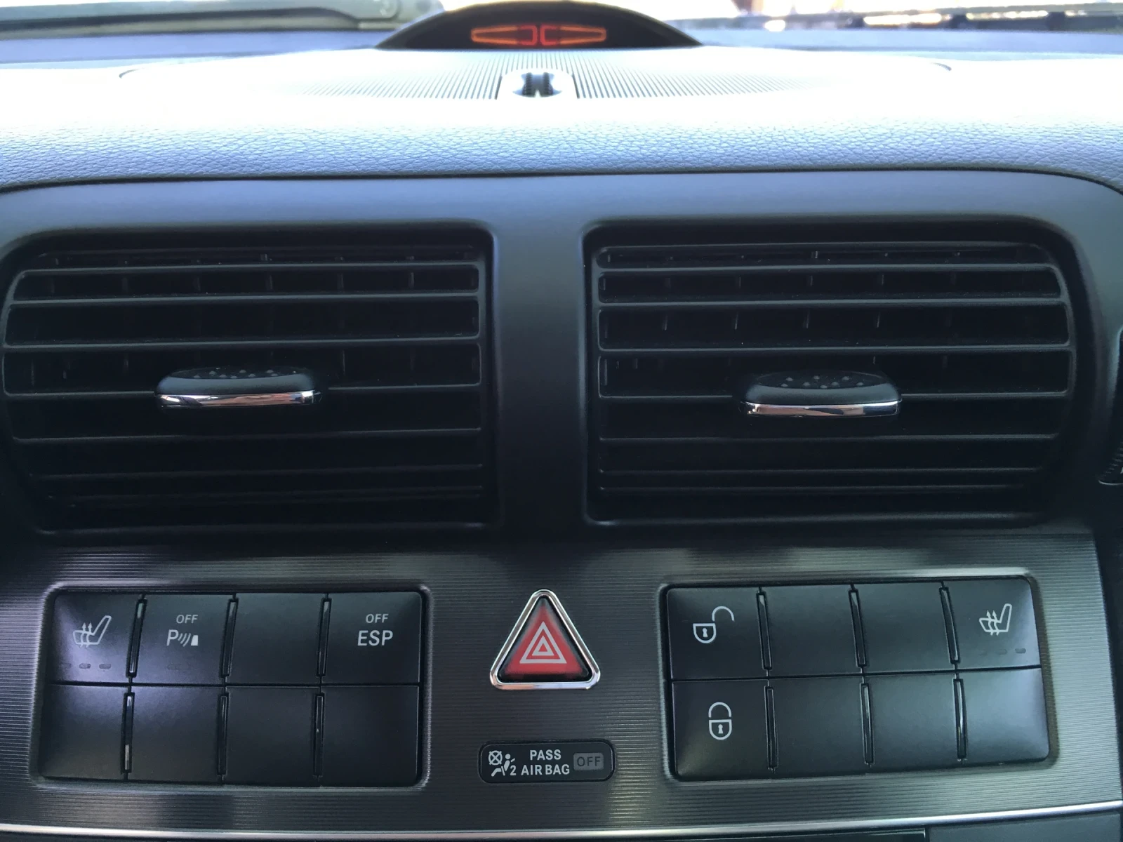 Mercedes-Benz C 220, снимка 9 - Автомобили и джипове - 56625317