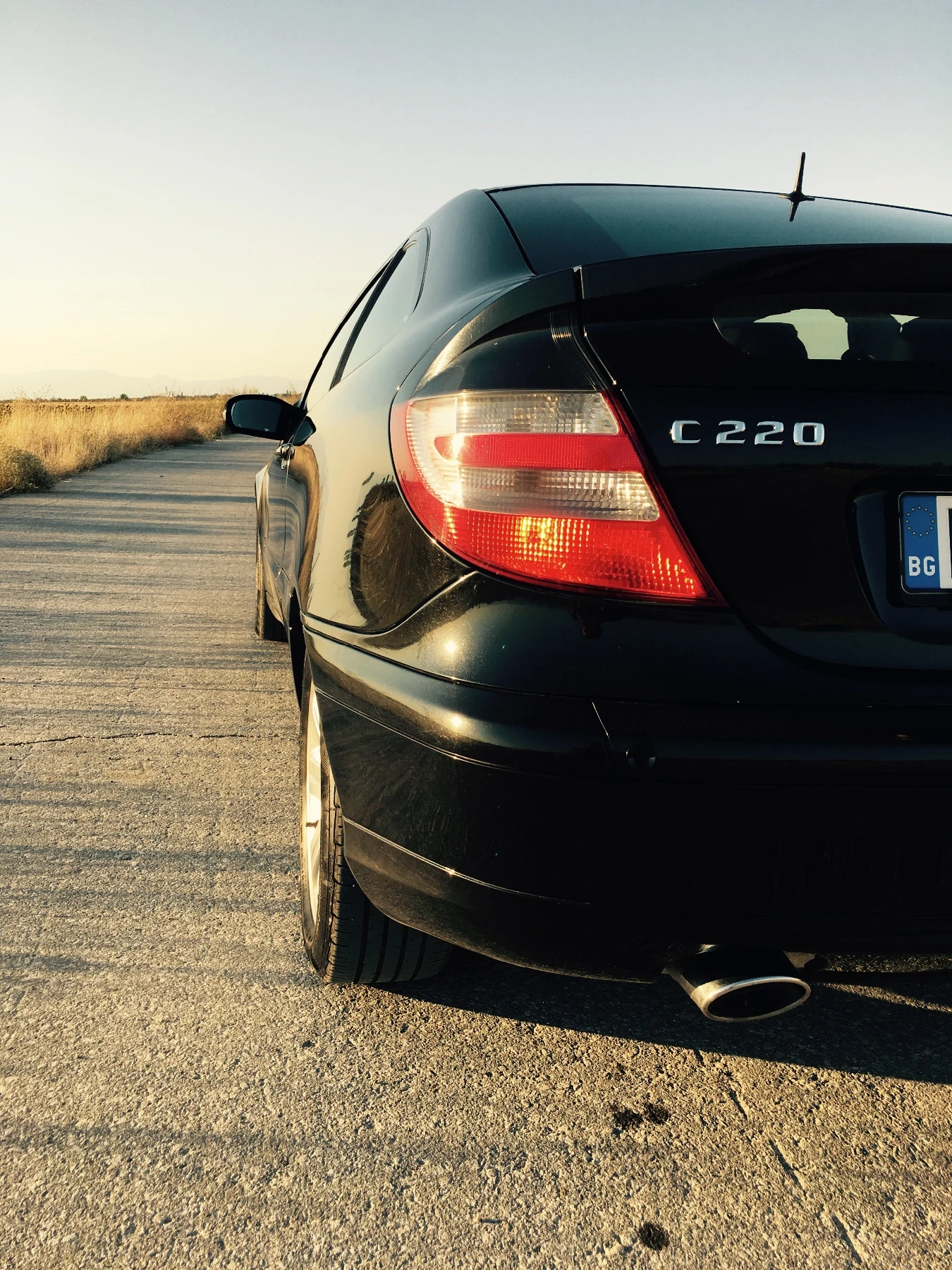 Mercedes-Benz C 220, снимка 3 - Автомобили и джипове - 56625317