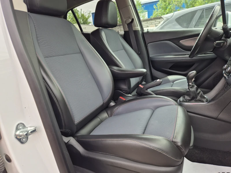 Opel Mokka 1.4i-140 k.s. 4x4 NAVI, снимка 13 - Автомобили и джипове - 50180609
