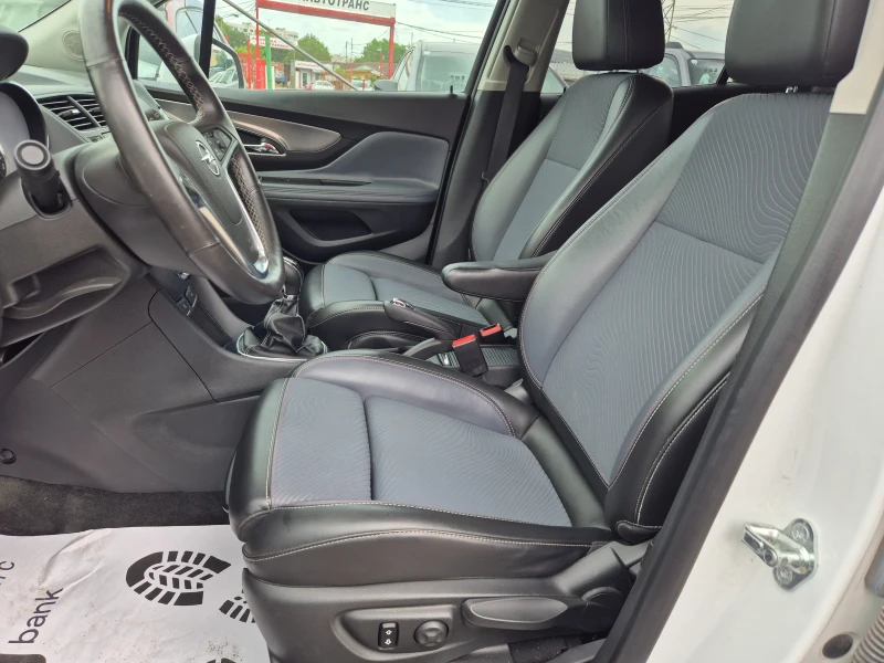 Opel Mokka 1.4i-140 k.s. 4x4 NAVI, снимка 8 - Автомобили и джипове - 50180609