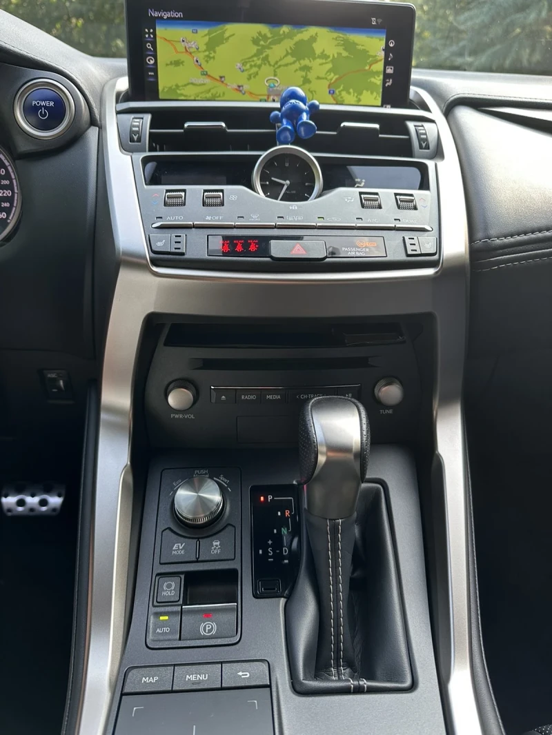 Lexus NX 300h Nx 300h, снимка 12 - Автомобили и джипове - 51235667