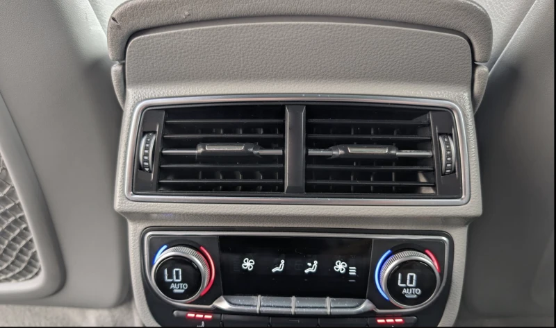 Audi Q7 3.0T* ПОДГРЕВ* ОБДУХВАНЕ* ПАНОРАМА* 360КАМЕРА* , снимка 15 - Автомобили и джипове - 52083871