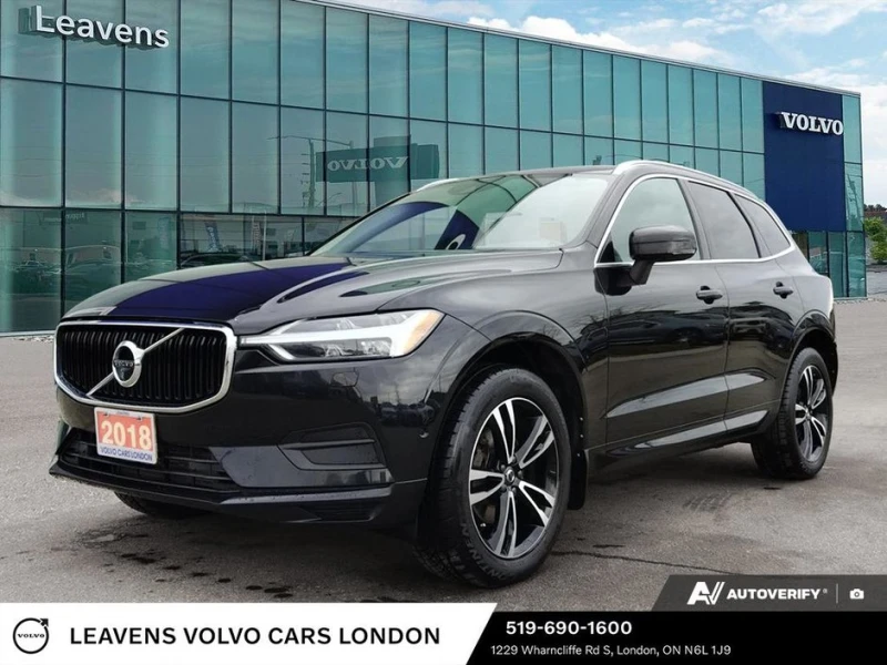 Volvo XC60 T5 AWD / Momentum / PANO / 360