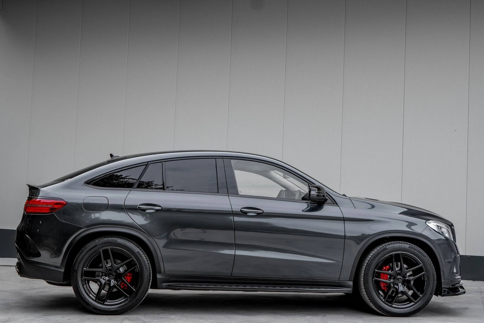 Mercedes-Benz GLE 350 d* 4MATIC* COUPE* AMG* 3XTV* RED CUT LIMITED* FULL - изображение 6