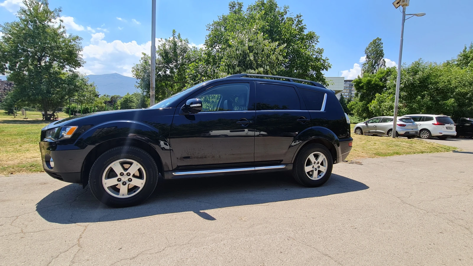 Mitsubishi Outlander 4x4, 7 места - изображение 3