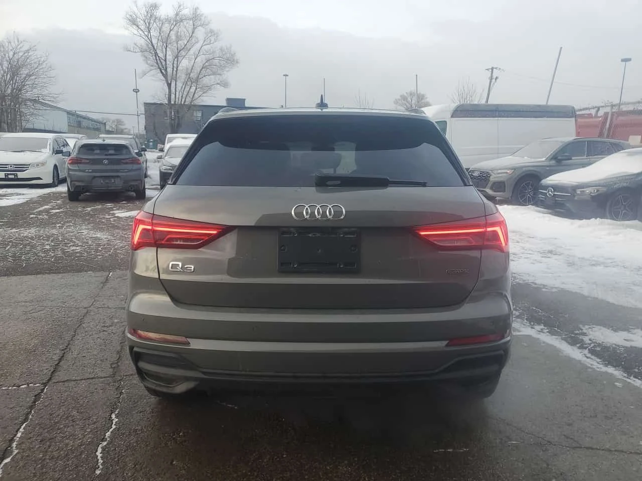 Audi Q3 * 45 TFSI quattro * CARFAX * ДИСТРОНИК* ПОДГРЕВ*  - изображение 4