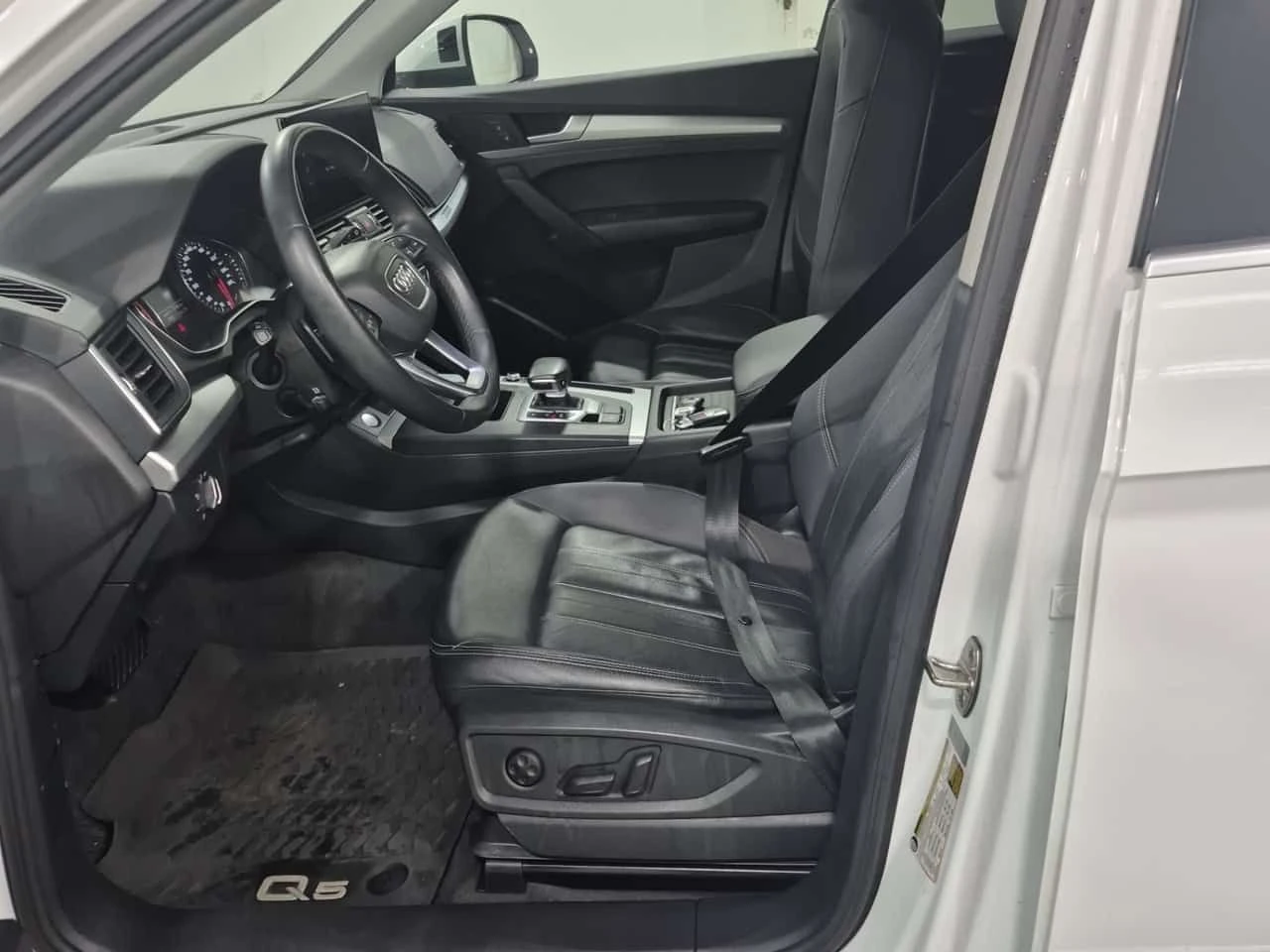 Audi Q5 * Komfort * CARFAX * ���� �� �� | Mobile.bg � ����������� 9