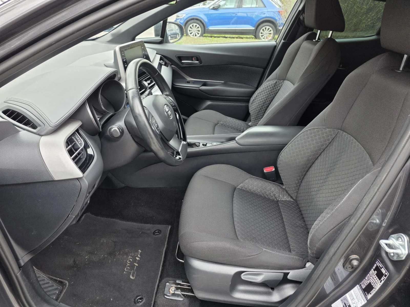 Toyota C-HR 1.8 HYBRID/FACELIFT/ГАРАНЦИЯ ДО 2032Г, снимка 8 - Автомобили и джипове - 54015174