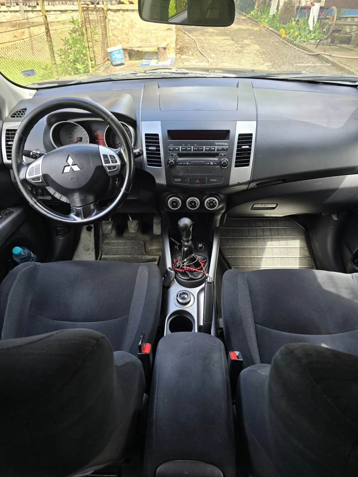 Mitsubishi Outlander, снимка 10 - Автомобили и джипове - 54573343