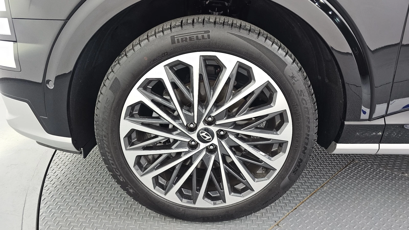 Hyundai Palisade 2.5T Calligraphy* BOSE* BLIND SPOT* КРАЙНА ЦЕНА, снимка 5 - Автомобили и джипове - 55399065