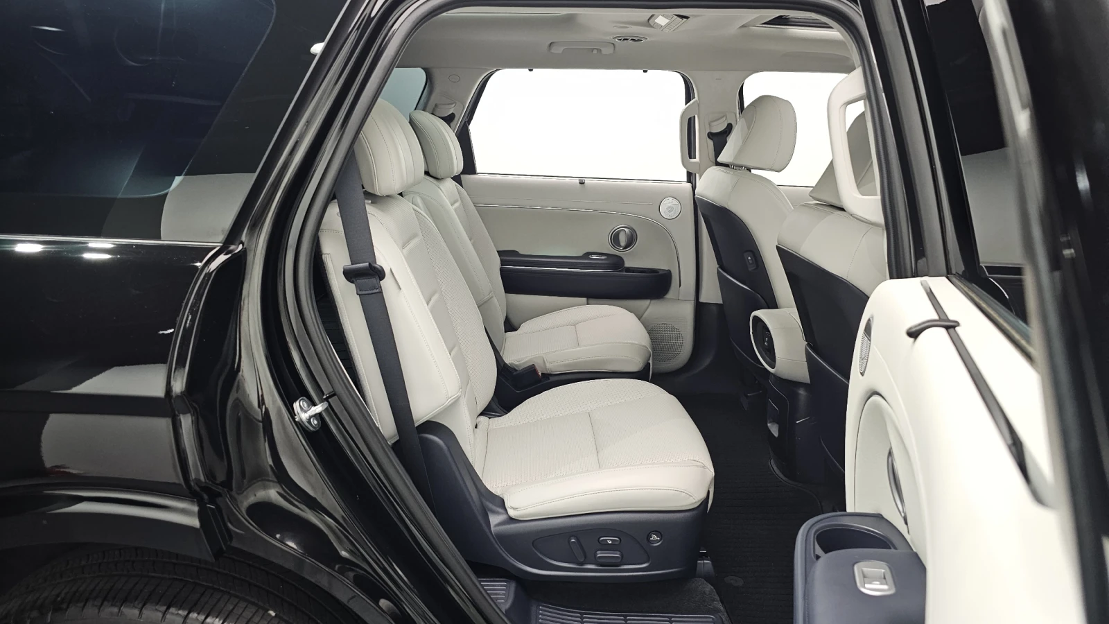 Hyundai Palisade 2.5T Calligraphy* BOSE* BLIND SPOT* КРАЙНА ЦЕНА, снимка 11 - Автомобили и джипове - 55399065