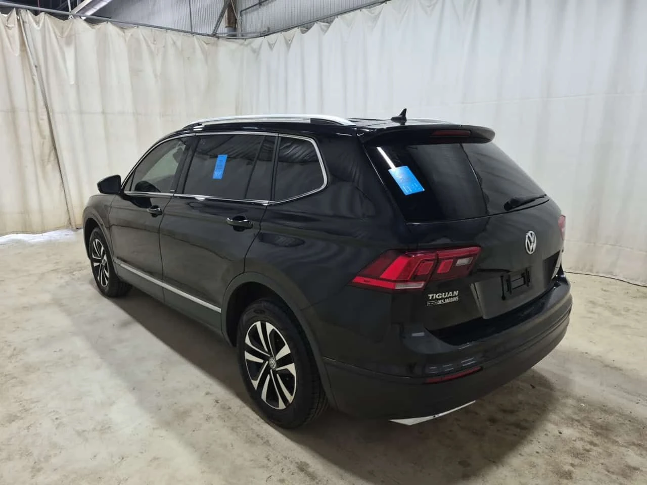 VW Tiguan * 4MOTION * АВТОКРЕДИТ БЕЗ ПЪРВОНАЧАЛНА ВНОСКА* , снимка 10 - Автомобили и джипове - 55524234